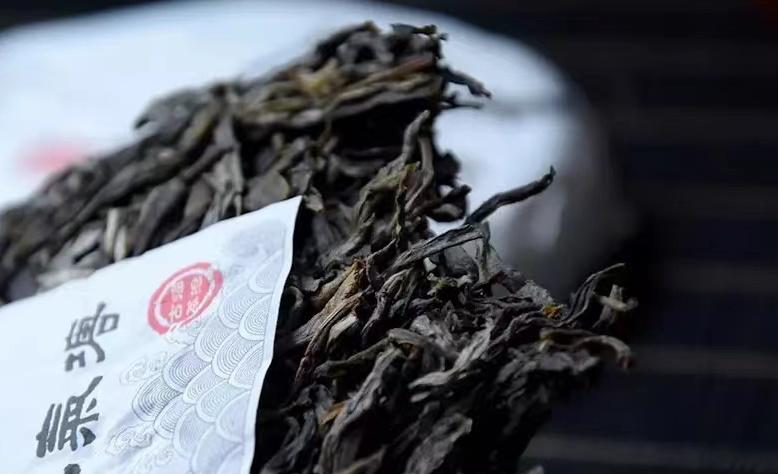 200块茶叶藏10年！价格猛涨10倍！普洱茶，暴利游戏该休矣